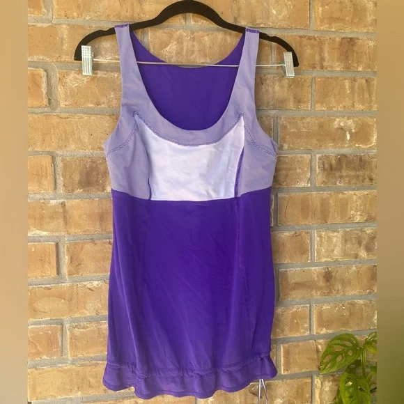 Lululemon Run: Ta Ta Topper Cool Breeze / Wee Stripe Bruised Berry, Size 8 - Picture 3 of 8
